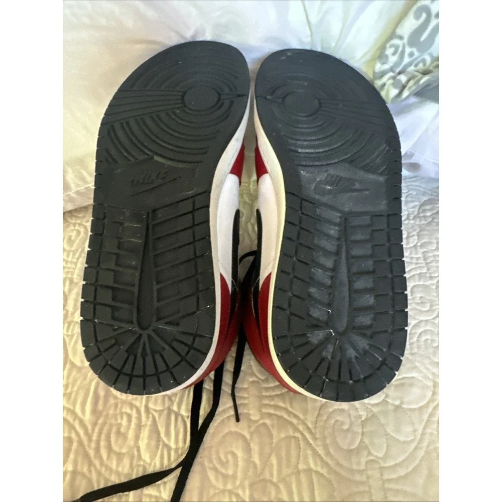 Air Jordan 1 Mid Chicago Black Toe 2020 Size 14 Nice